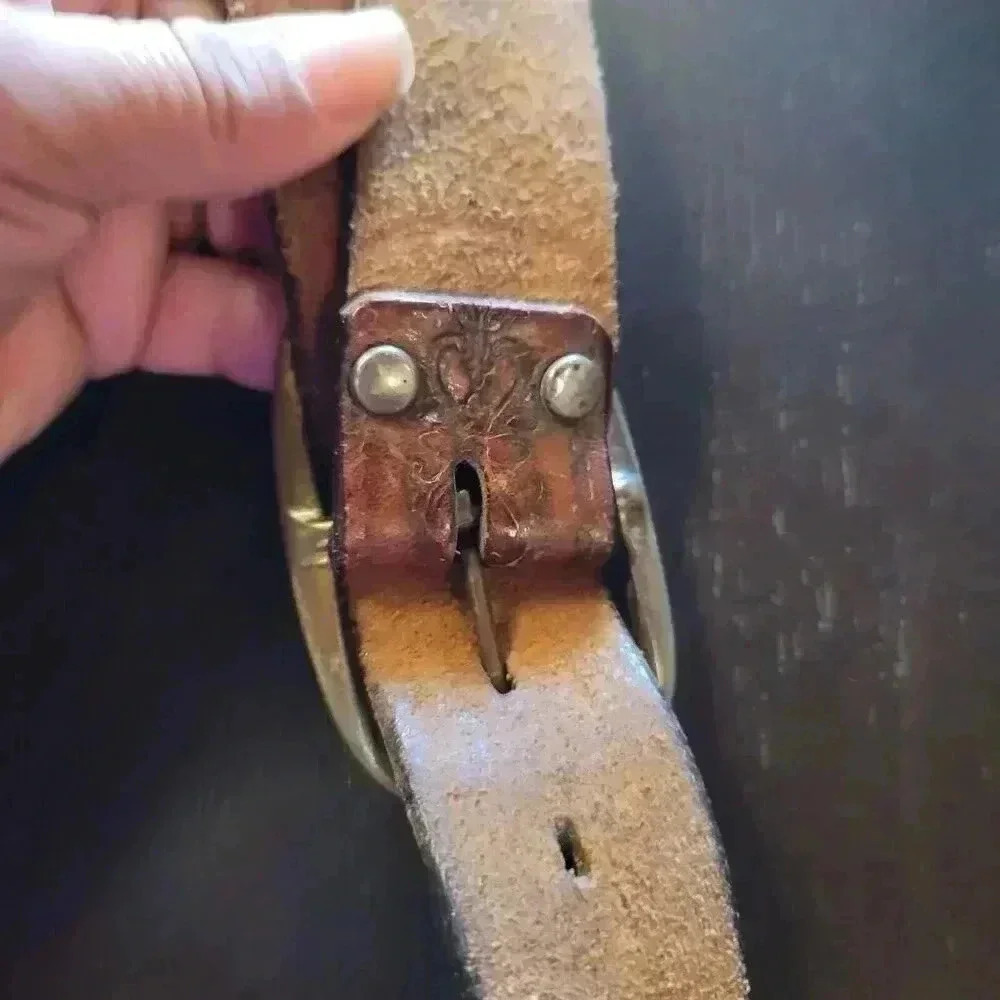 vintage Brown leather belt Tooled Size XL  Women's - Picture 4 of 9